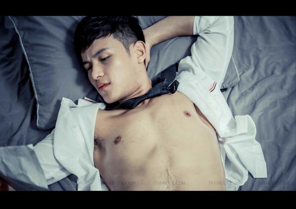 I-AM-MAGAZINE-Issue2.2--I-AM-WIREPULLER-Anawin-ebook